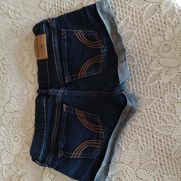 Hollister Shorts - Picture 4 of 4
